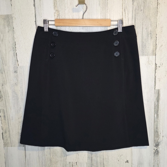 Larry Levine Dresses & Skirts - Larry Levine Lifestyle Attitude Black Skirt Size 12 Faux Button Front Stretch